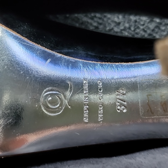 McQ Alexander Mcqueen Heart peep toe platform heels. Black with silver heel - Picture 12 of 16